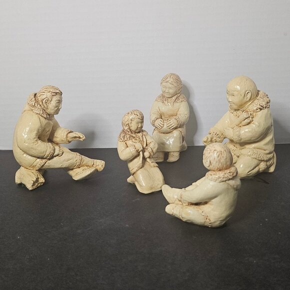 Vintage 5 Piece Eskimo Figures By Golya'B of The Ootek Family In Northern Alaska - Picture 1 of 13